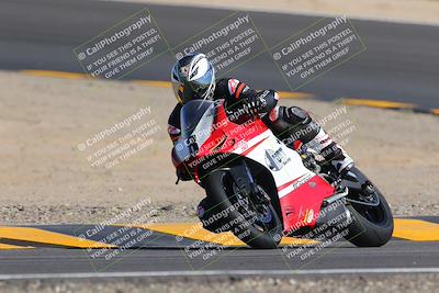 media/Oct-08-2022-SoCal Trackdays (Sat) [[1fc3beec89]]/Turn 10 (945am)/